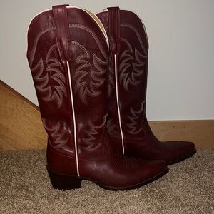 Tecovas Size 10 limited edition red!